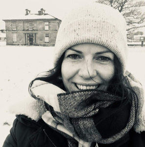 Meet your Posher, Aine